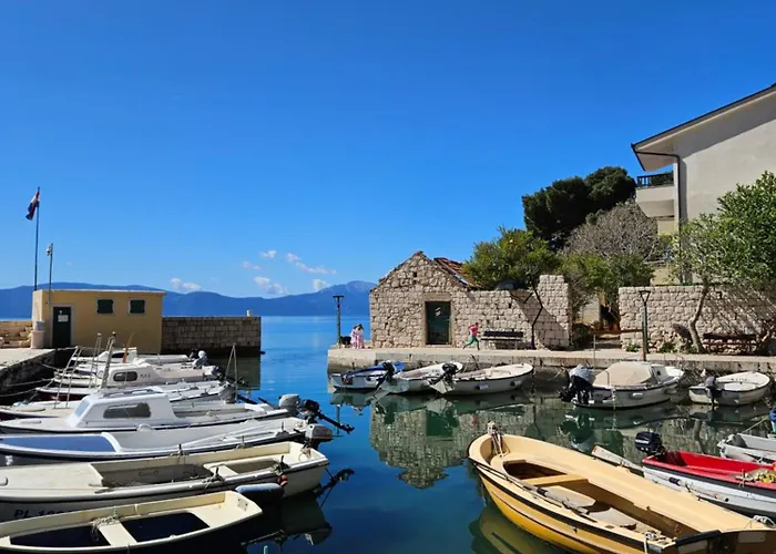 شقة Tona غراداك