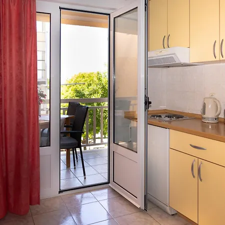 Apartment Tona